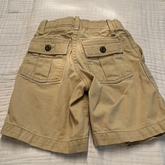 Gap Size 5 Khaki - Picture 2 of 3